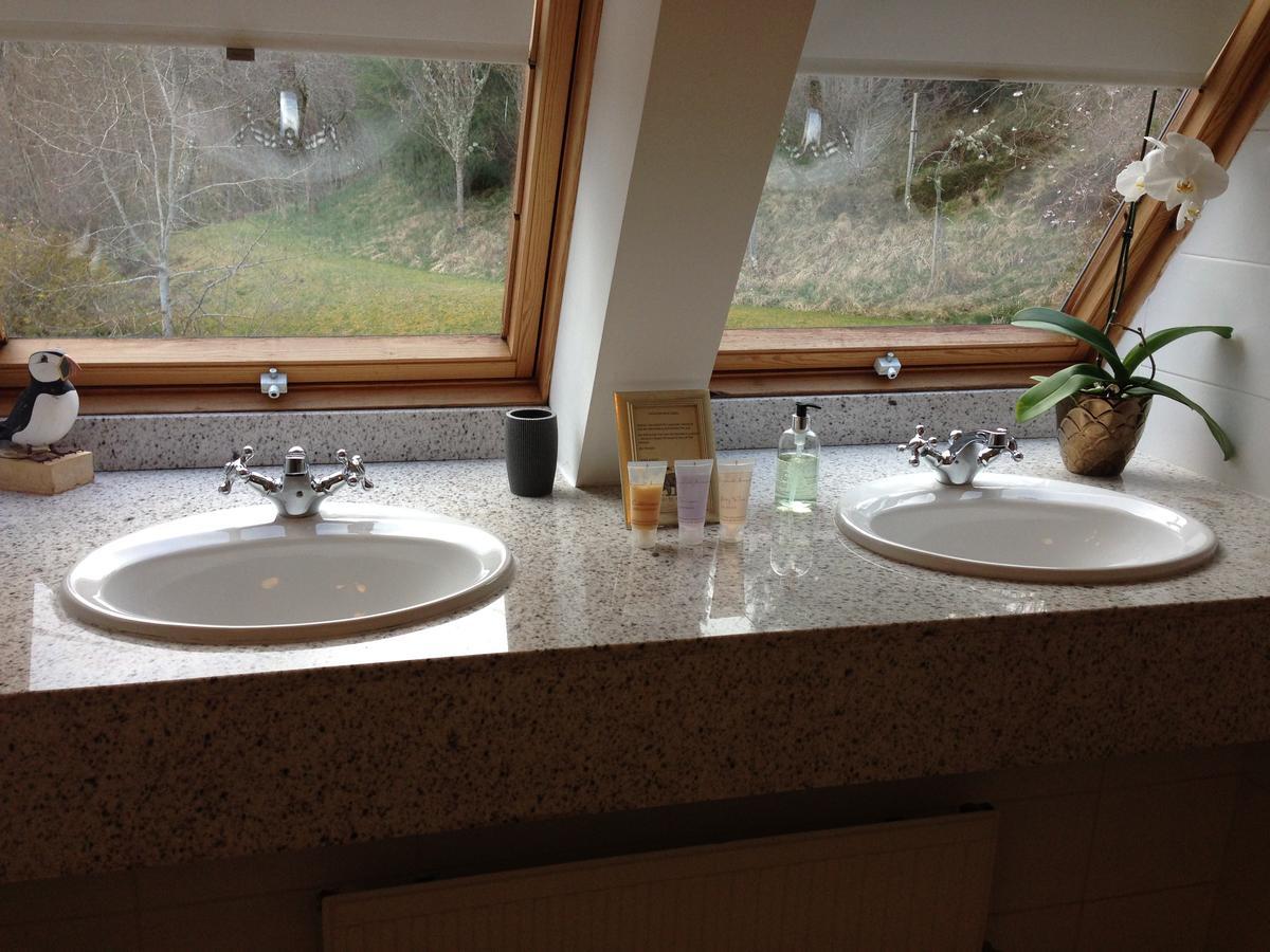 Highland Bear Lodge & Luxury Bear Huts Drumnadrochit Dış mekan fotoğraf